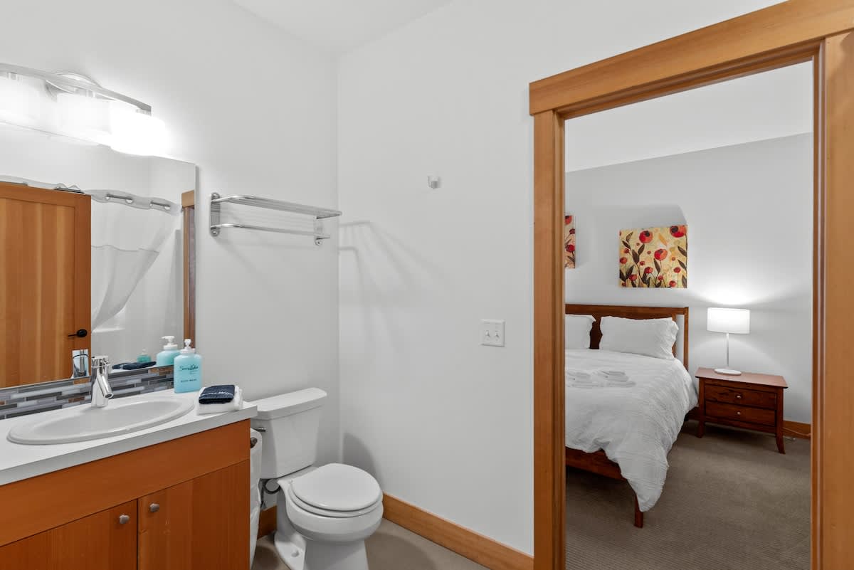 Ensuite Bathroom